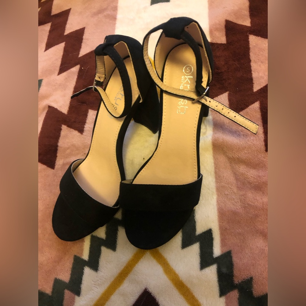 Black chunky heels
